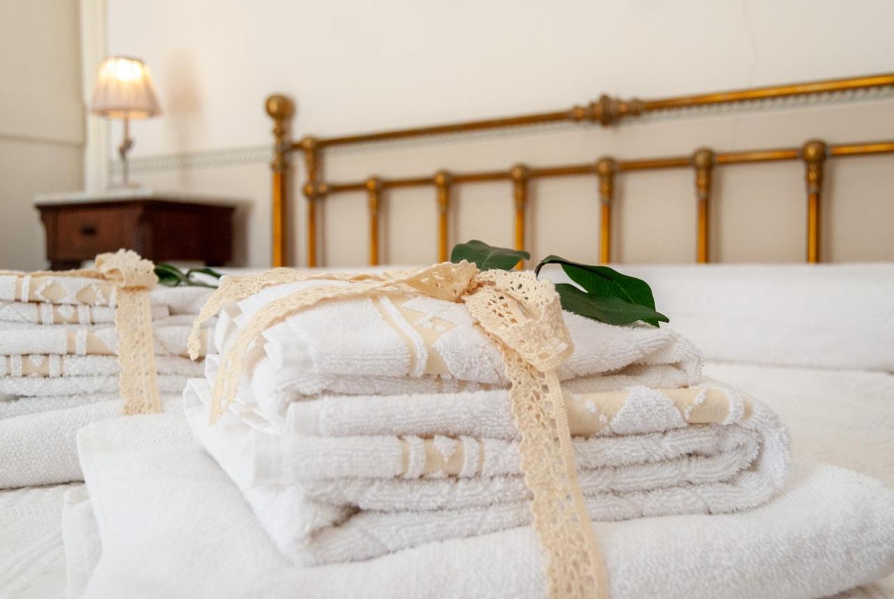 B&B Risveglio Col Rosone Lecce Luaran gambar