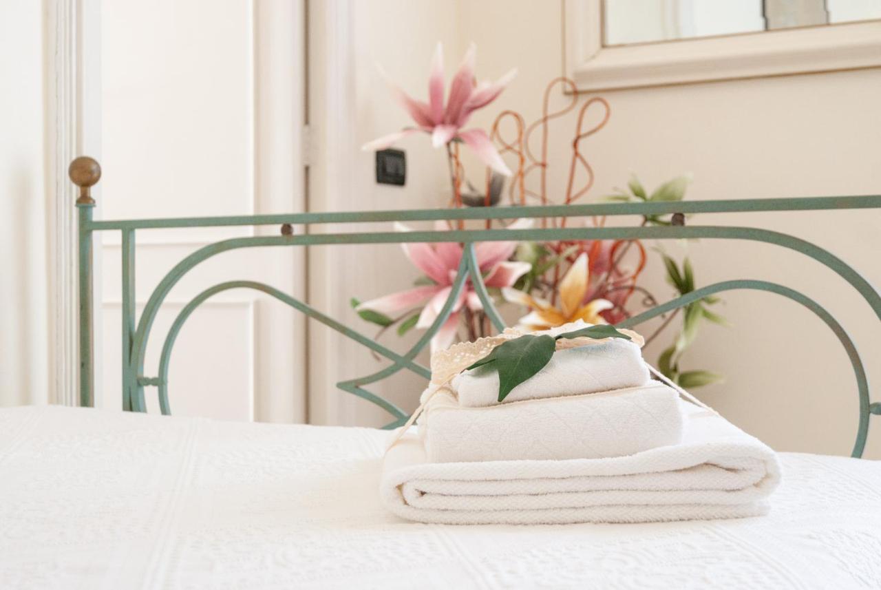 B&B Risveglio Col Rosone Lecce Luaran gambar